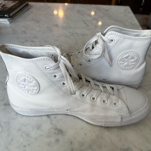 Converse White Monochrome Leather - Size 9.5